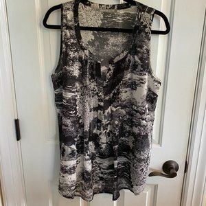 Patterned Sleeveless Blouse
